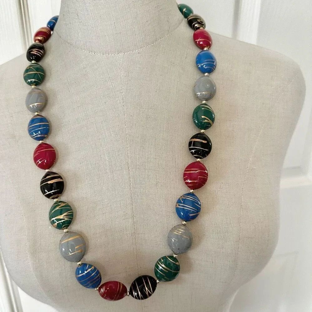 Vintage multicolor gold  tone beaded necklace
